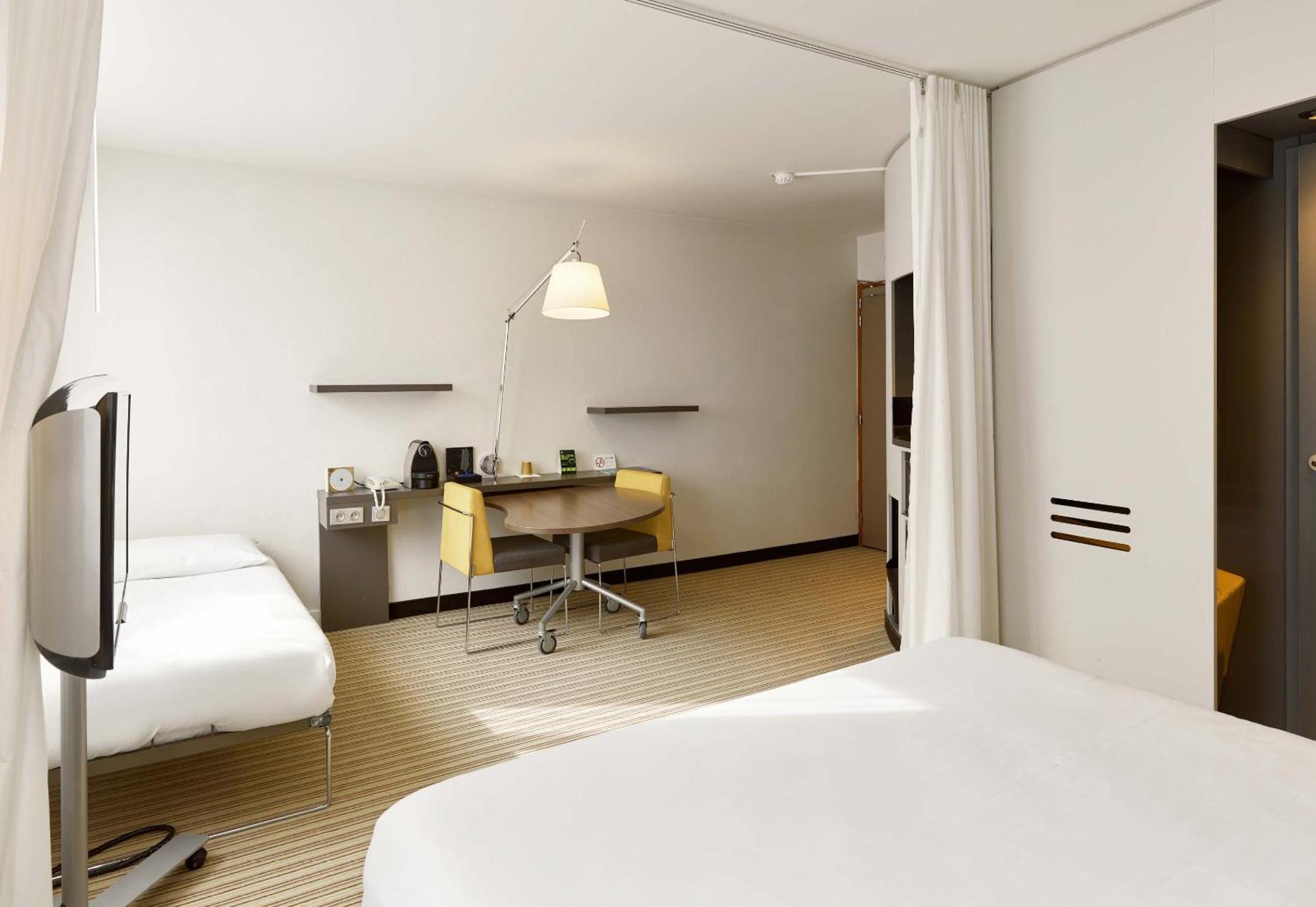 B&B Hotel Rueil-Malmaison Gare Luaran gambar
