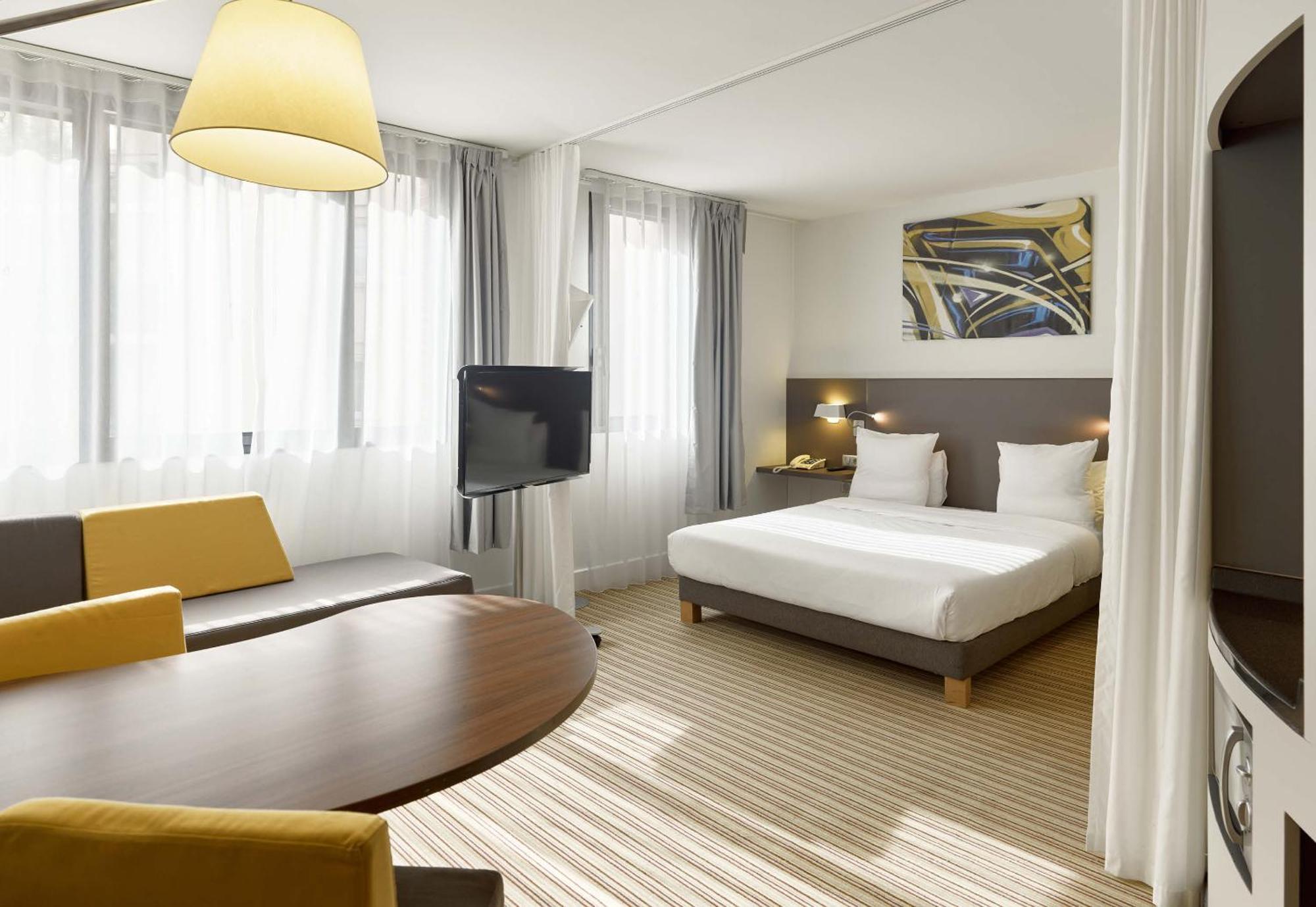 B&B Hotel Rueil-Malmaison Gare Luaran gambar