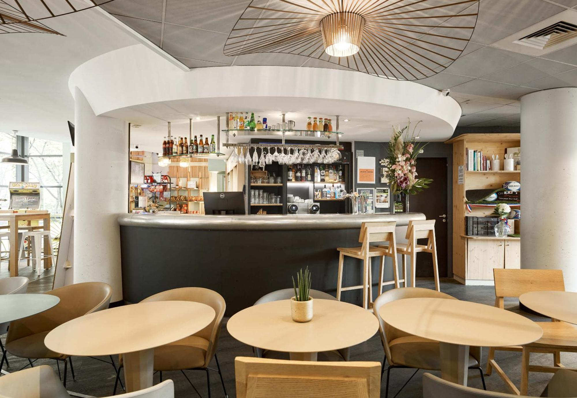 B&B Hotel Rueil-Malmaison Gare Luaran gambar