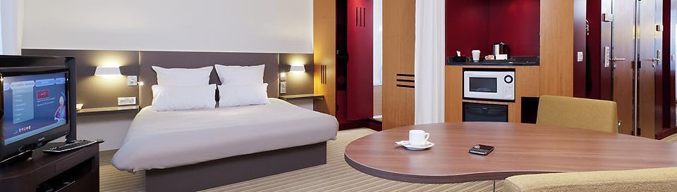 B&B Hotel Rueil-Malmaison Gare Bilik gambar